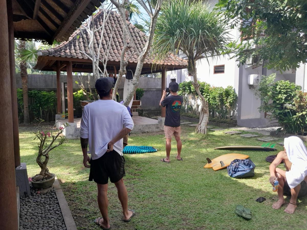 Khalisha Villa Airsatang Exterior foto