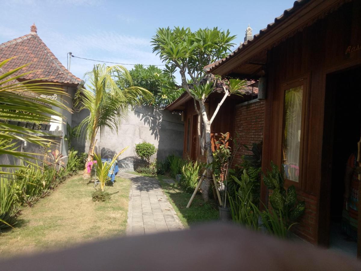 Khalisha Villa Airsatang Exterior foto
