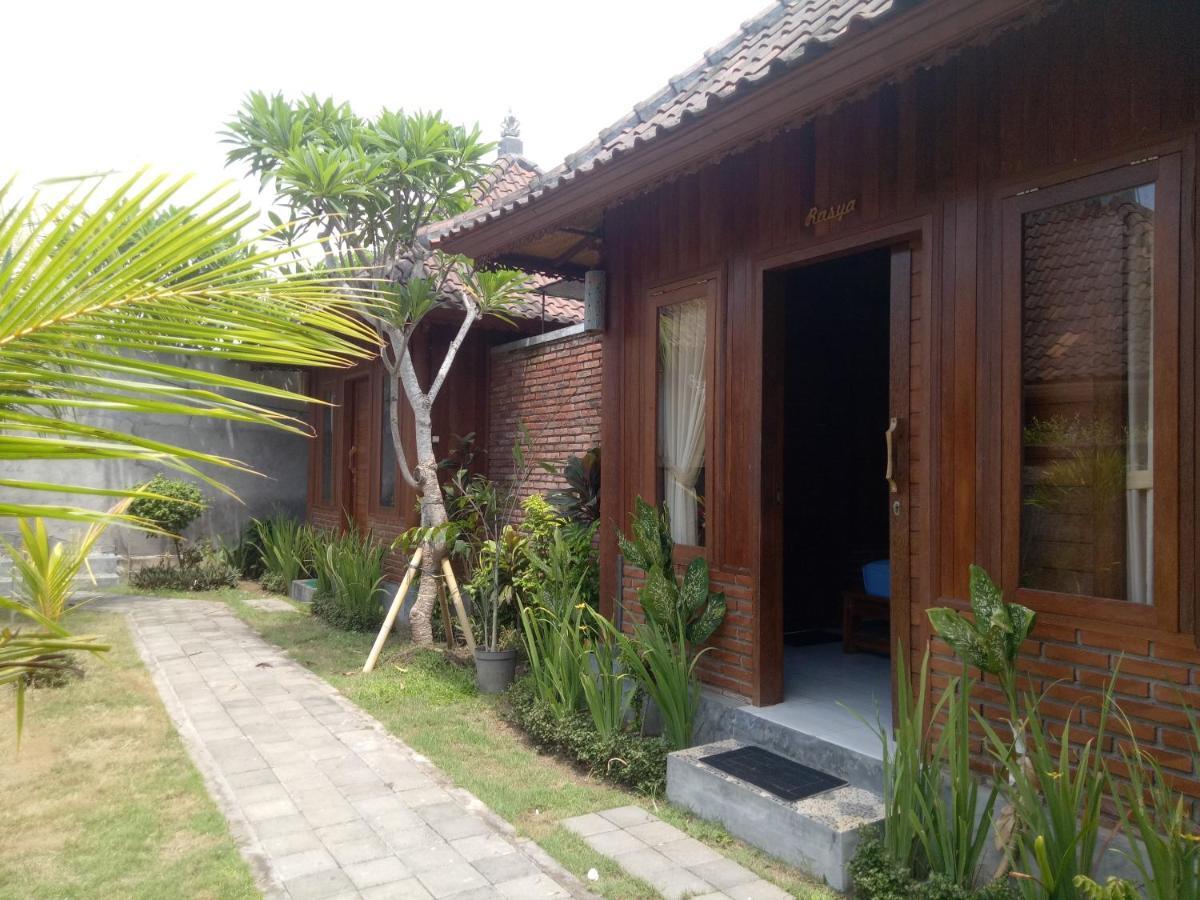 Khalisha Villa Airsatang Exterior foto
